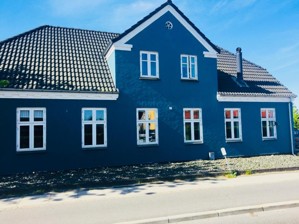 Апартаменты Det Blagronne Hus Халс Экстерьер фото