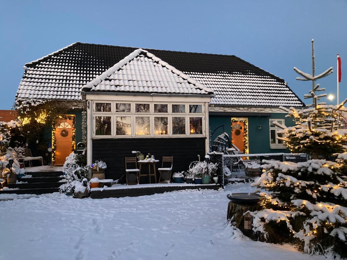 Апартаменты Det Blagronne Hus Халс Экстерьер фото
